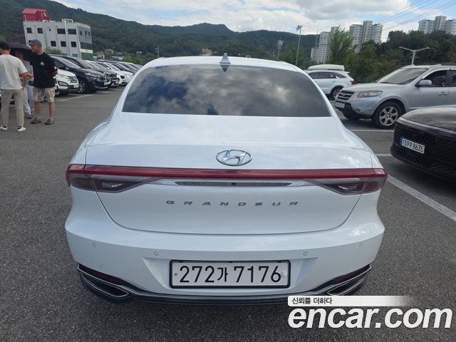 Hyundai Grandeur (IG) 3.0 LPi Rent Car Modern 2022 — фото 4