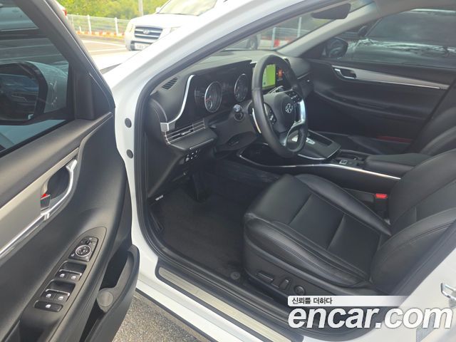 Hyundai Grandeur (IG) 3.0 LPi Rent Car Modern 2022 — фото 16