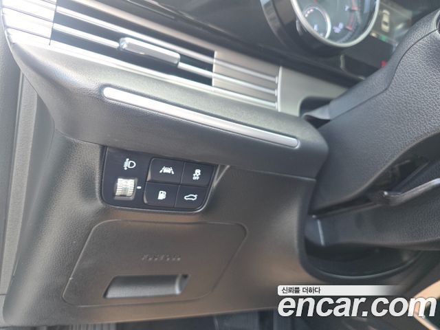 Hyundai Grandeur (IG) 3.0 LPi Rent Car Modern 2022 — фото 17