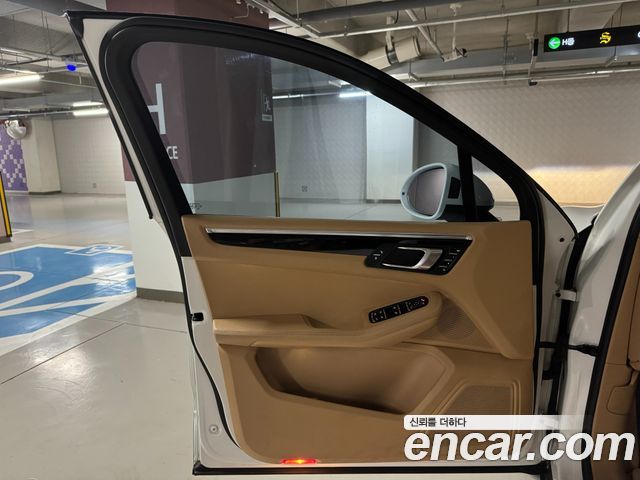 Porsche Macan 3.0 S Diesel 95B 2017 — фото 18