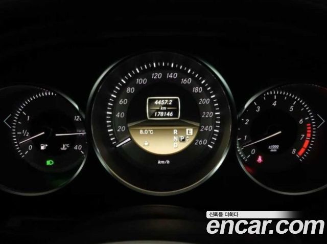 Mercedes-Benz CLS-Class (W218) CLS350 BlueEFFICIENCY 2012 — фото 16