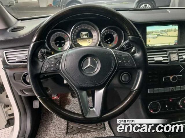 Mercedes-Benz CLS-Class (W218) CLS350 BlueEFFICIENCY 2012 — фото 17