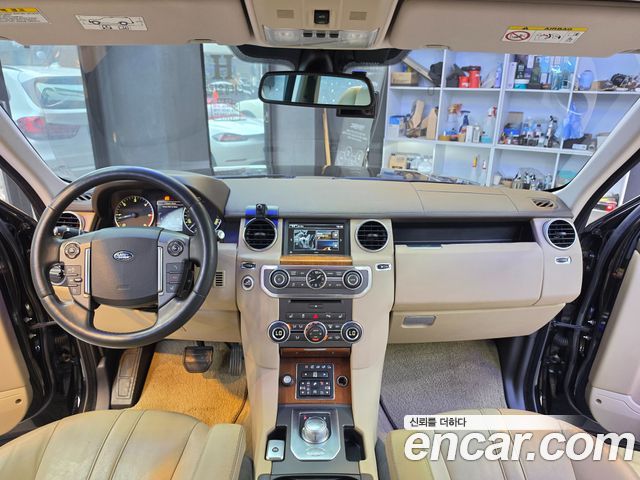 Land Rover Discovery 4 3.0 SDV6 SE 2016 — фото 7