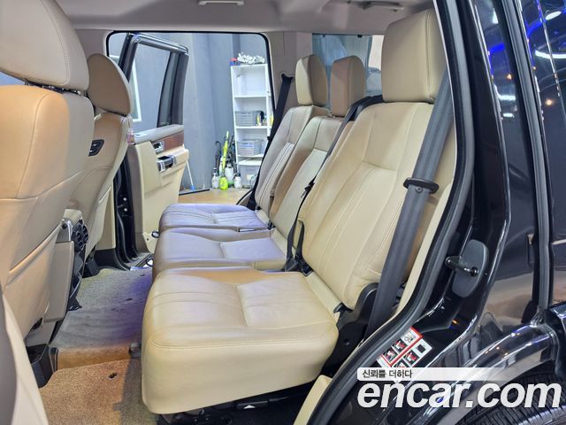 Land Rover Discovery 4 3.0 SDV6 SE 2016 — фото 19