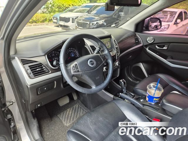 KG Mobility (SsangYong) Korando C 2.0 CVT 2WD Deluxe 2014 — фото 11