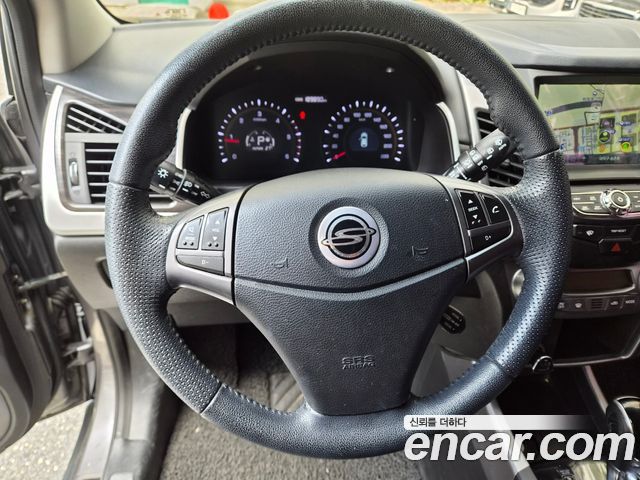 KG Mobility (SsangYong) Korando C 2.0 CVT 2WD Deluxe 2014 — фото 15