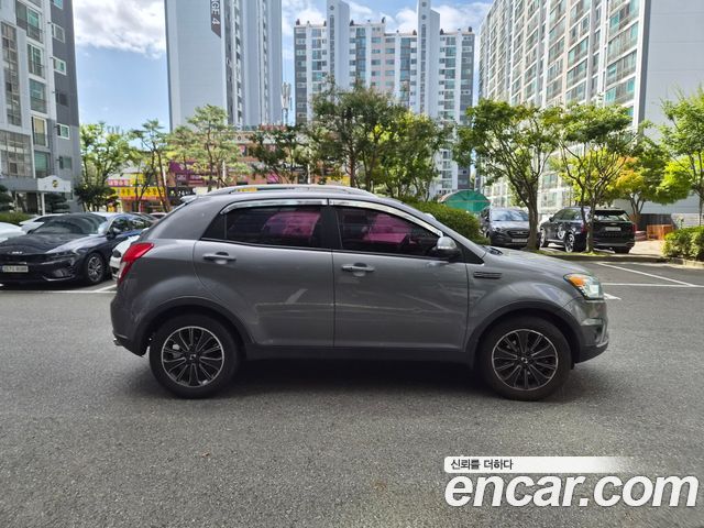 KG Mobility (SsangYong) Korando C 2.0 CVT 2WD Deluxe 2014 — фото 18
