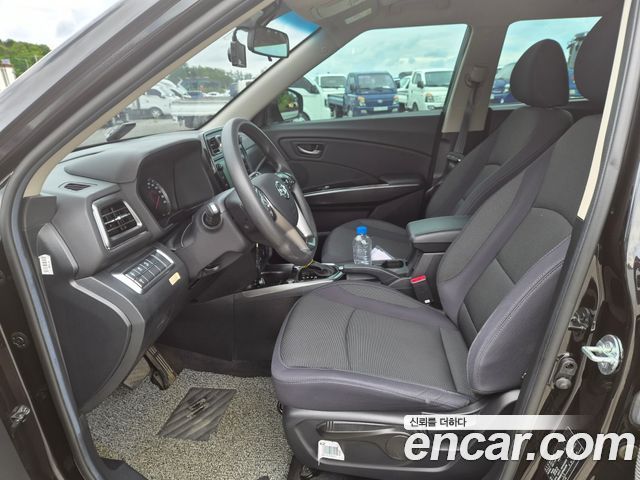 KG Mobility (SsangYong) Very New Tivoli Gasoline 1.5 2WD V5 2023 — фото 9