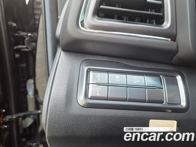 KG Mobility (SsangYong) Very New Tivoli Gasoline 1.5 2WD V5 2023 — фото 11