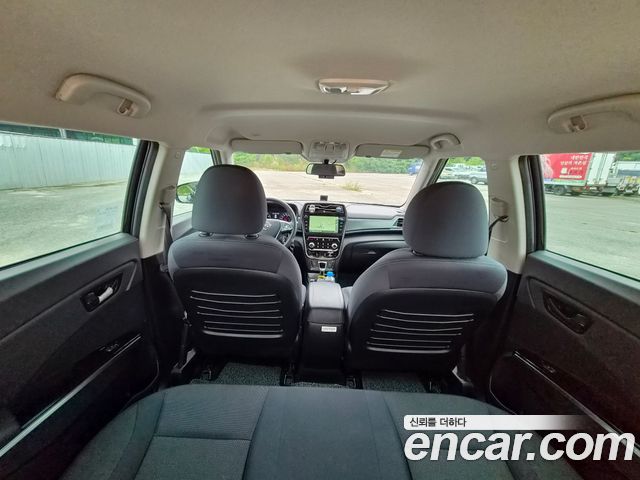 KG Mobility (SsangYong) Very New Tivoli Gasoline 1.5 2WD V5 2023 — фото 14