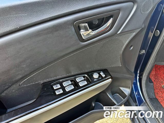 KG Mobility (SsangYong) Tivoli Diesel LX 2WD 2016 — фото 10