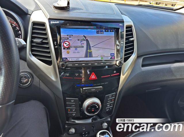 KG Mobility (SsangYong) Tivoli Diesel LX 2WD 2016 — фото 17