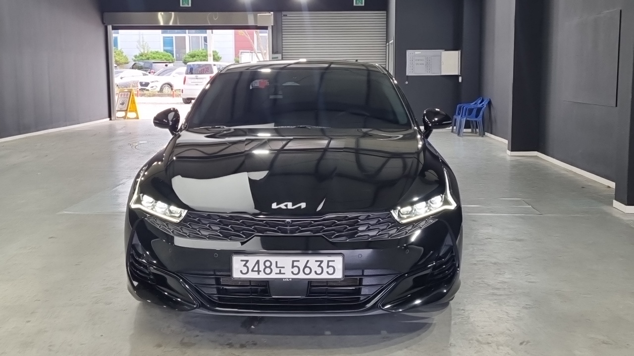 Kia K5 (III) 2.0 Signature 2023 — фото 3
