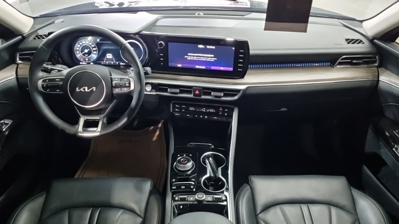 Kia K5 (III) 2.0 Signature 2023 — фото 5