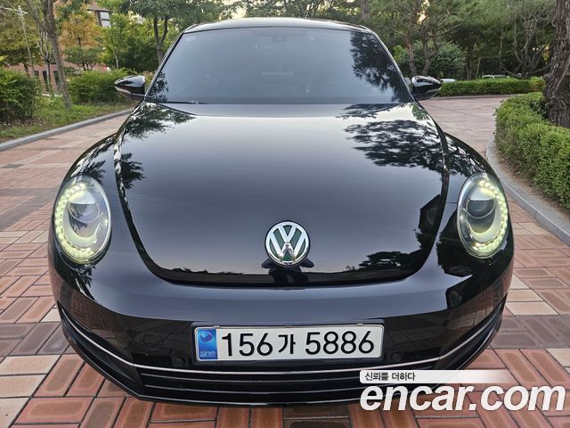 Volkswagen Beetle 2.0 TDI Premium 3rd 2013 — фото 2