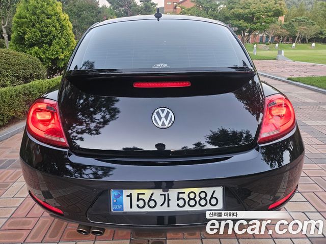 Volkswagen Beetle 2.0 TDI Premium 3rd 2013 — фото 6