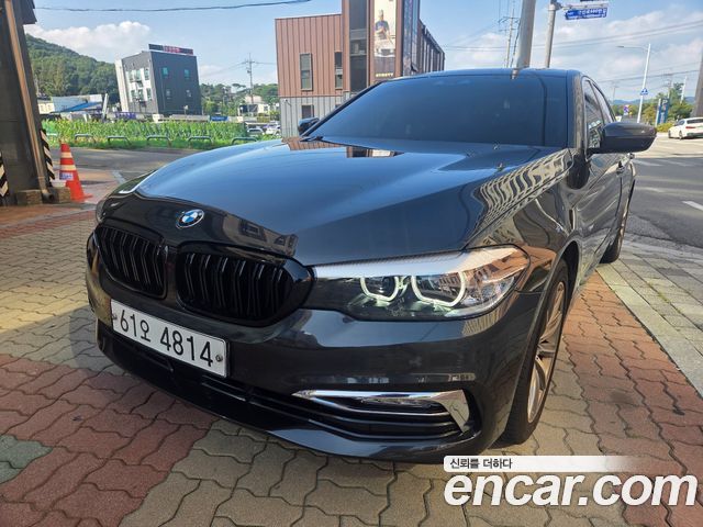 BMW 5 Series (G30) 520i Luxury