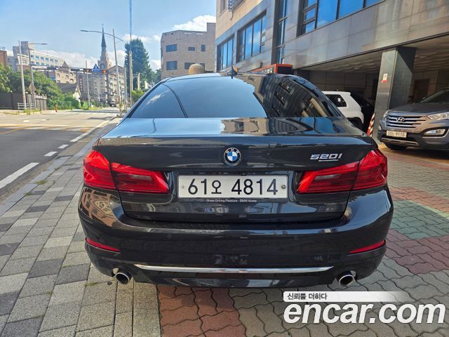 BMW 5 Series (G30) 520i Luxury 2018 — фото 6