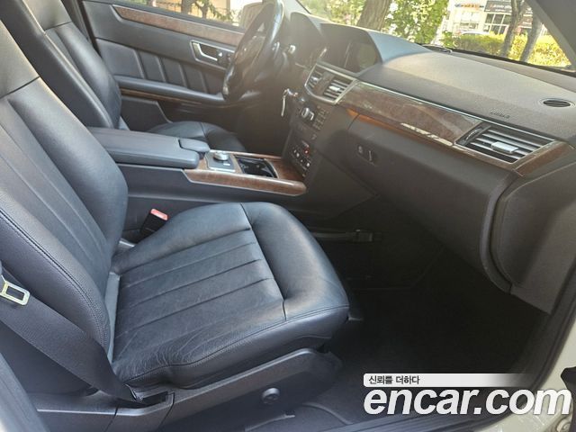 Mercedes-Benz E-Class (W212) E300 Elegance 2012 — фото 15