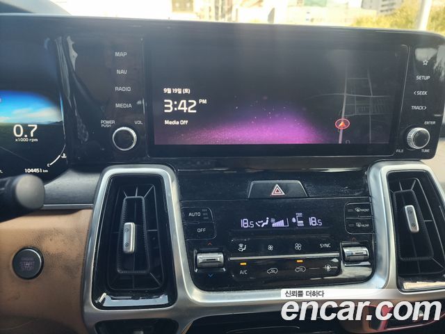 Kia Sorento (IV) Diesel 2.2 2WD Noblesse 2021 — фото 16