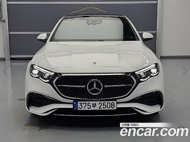 Mercedes-Benz E-Class (W214) E300 4MATIC AMG Line 2025 — фото 2