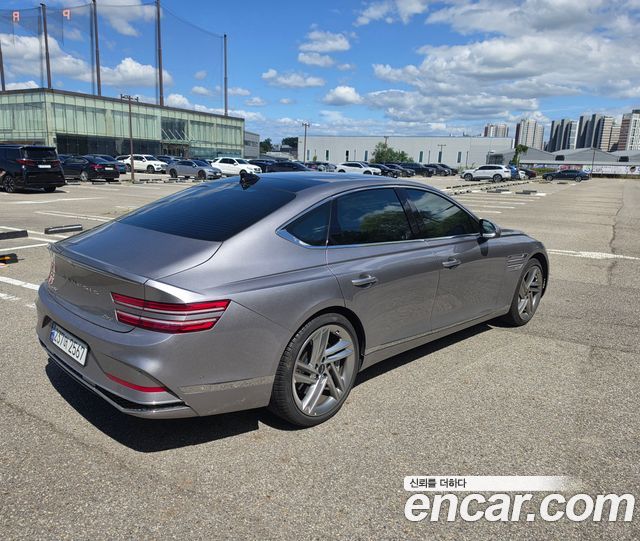 Genesis G80 (RG3) Gasoline 3.5 Turbo AWD 2025 — фото 8