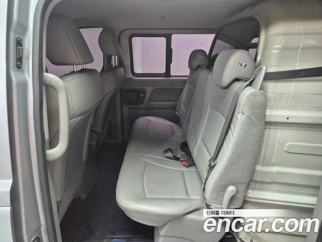 Hyundai Grand Starex Van 5-Seater Modern 2020 — фото 5