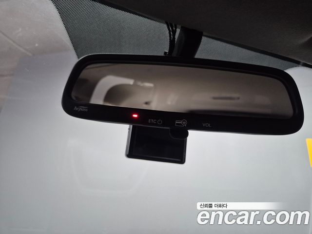 Hyundai Grand Starex Van 5-Seater Modern 2020 — фото 15