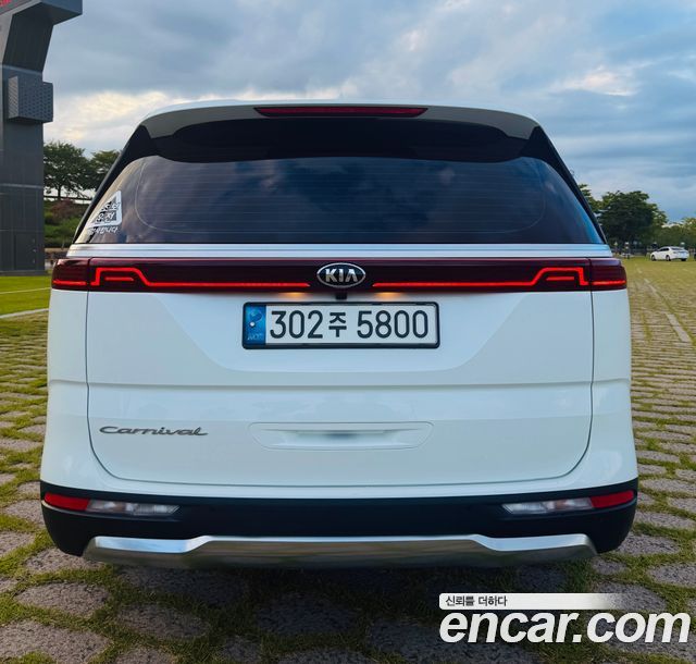 Kia Carnival (IV) Diesel 9-Seater Signature 2021 — фото 4