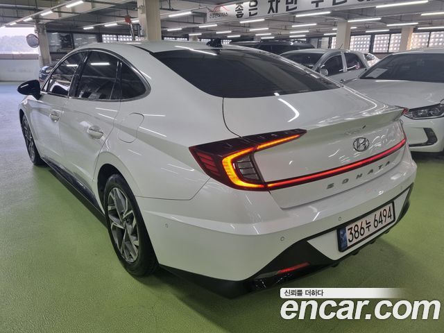 Hyundai Sonata (DN8) 1.6 Turbo Premium Plus 2022 — фото 2