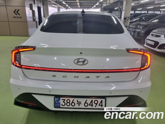 Hyundai Sonata (DN8) 1.6 Turbo Premium Plus 2022 — фото 4