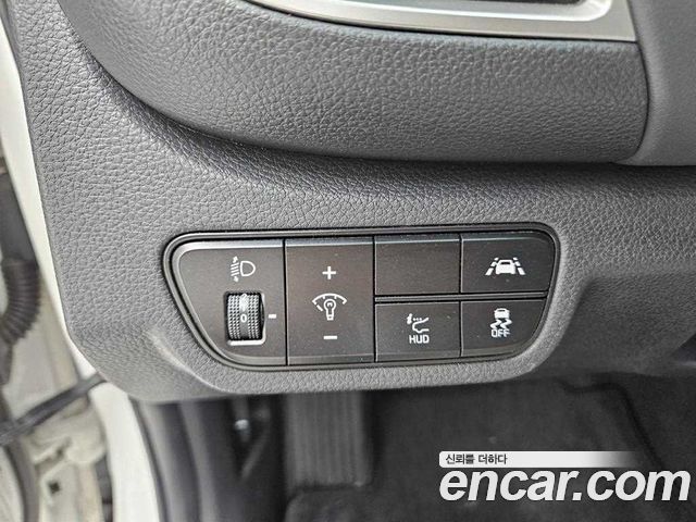 Kia Seltos Gasoline 1.6 Turbo 2WD Gravity 2022 — фото 16