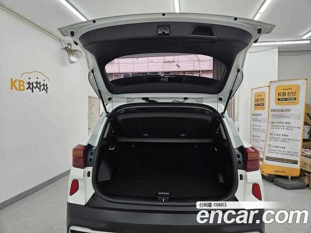 Kia Seltos Gasoline 1.6 Turbo 2WD Gravity 2022 — фото 22