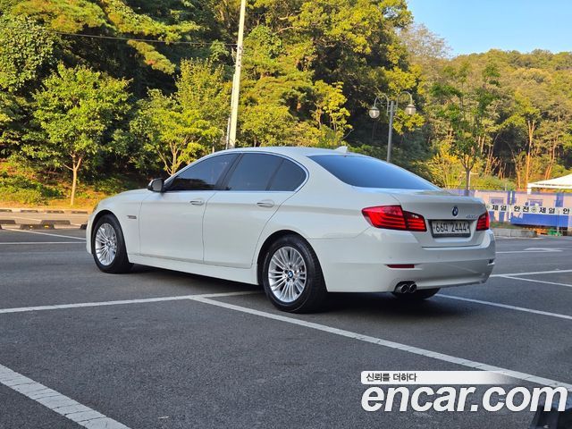 BMW 5 Series (F10) 520d 2015 — фото 2