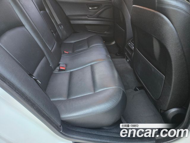BMW 5 Series (F10) 520d 2015 — фото 16