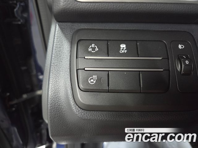 KG Mobility (SsangYong) Tivoli VX 2WD 2016 — фото 23