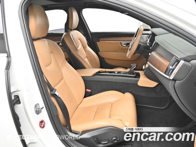 Volvo S90 D4 Inscription 2018 — фото 10