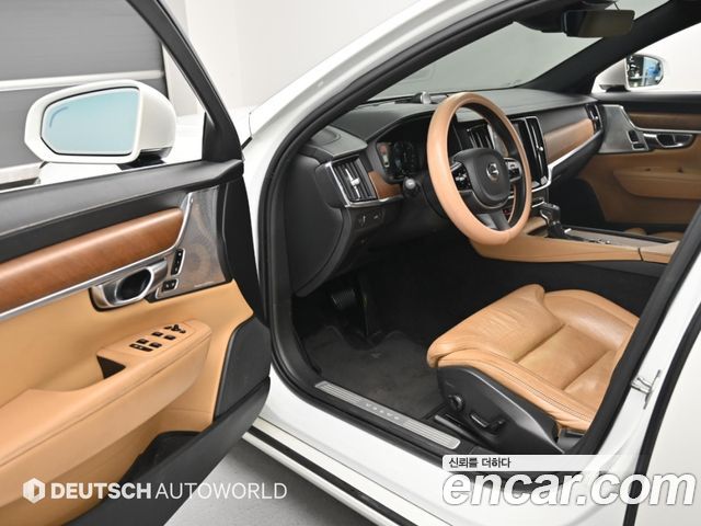 Volvo S90 D4 Inscription 2018 — фото 15