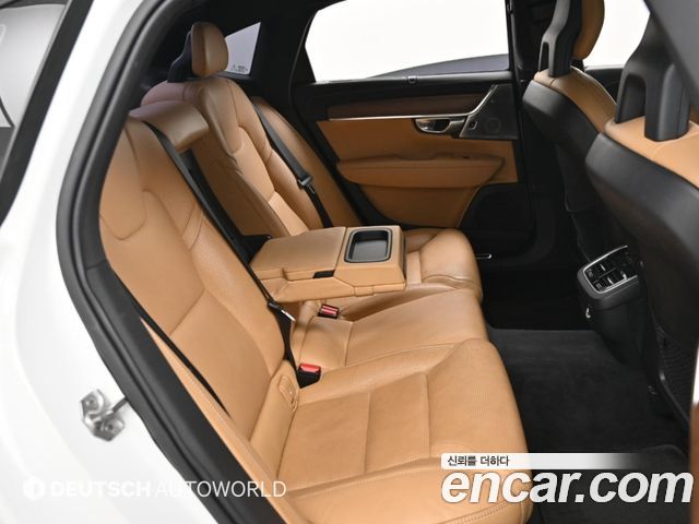Volvo S90 D4 Inscription 2018 — фото 16