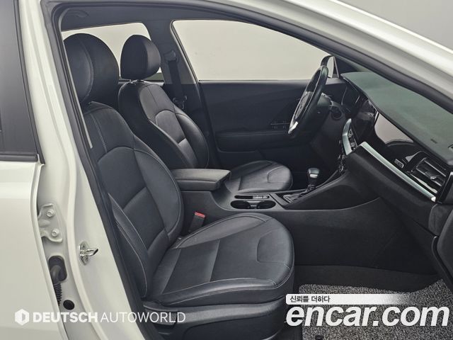 Kia Niro 1.6 HEV Prestige 2021 — фото 10