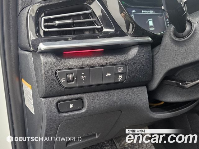 Kia Niro 1.6 HEV Prestige 2021 — фото 21