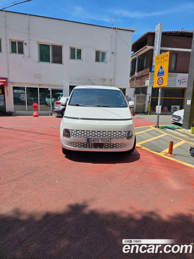 Hyundai Staria HEV 1.6 Cargo 5-Seater Modern 2025 — фото 2
