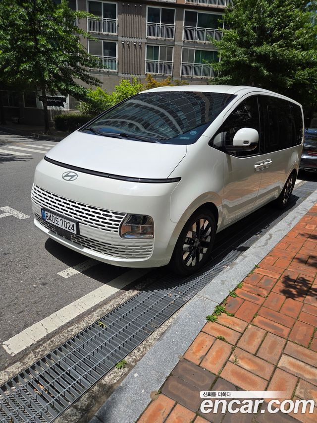 Hyundai Staria HEV 1.6 Cargo 5-Seater Modern 2025 — фото 3