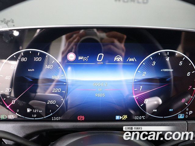 Mercedes-Benz E-Class (W214) E200 Avantgarde 2025 — фото 21