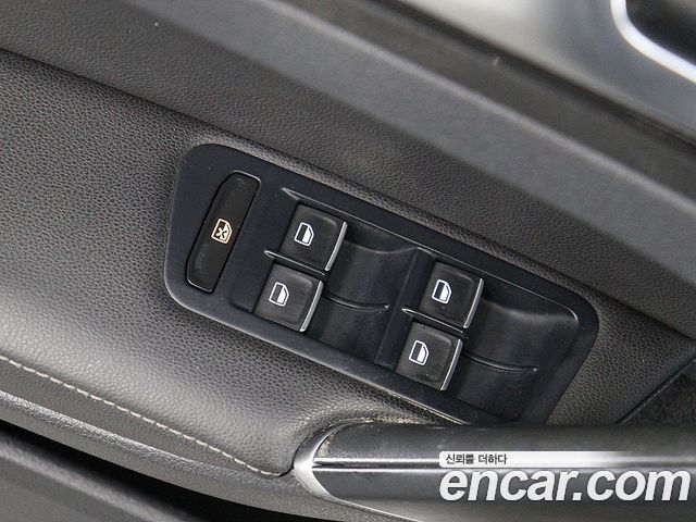 Volkswagen Golf (VII) 2.0 TDI Premium 2015 — фото 19