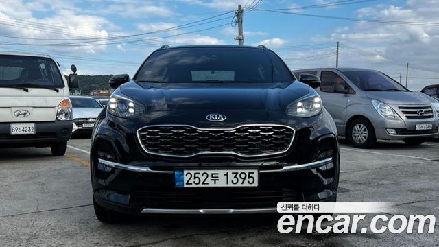 Kia Sportage The Bold Diesel 2.0 2WD Signature 2021 — фото 3