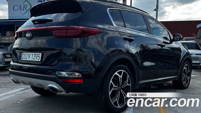 Kia Sportage The Bold Diesel 2.0 2WD Signature 2021 — фото 5