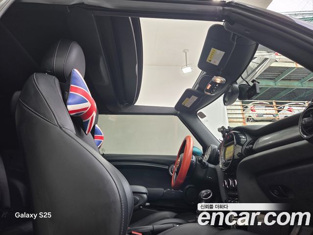MINI Cooper Convertible Standard 3rd Generation 2018 — фото 18