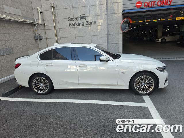 BMW 3 Series (G20) 330e Luxury 2022 — фото 5