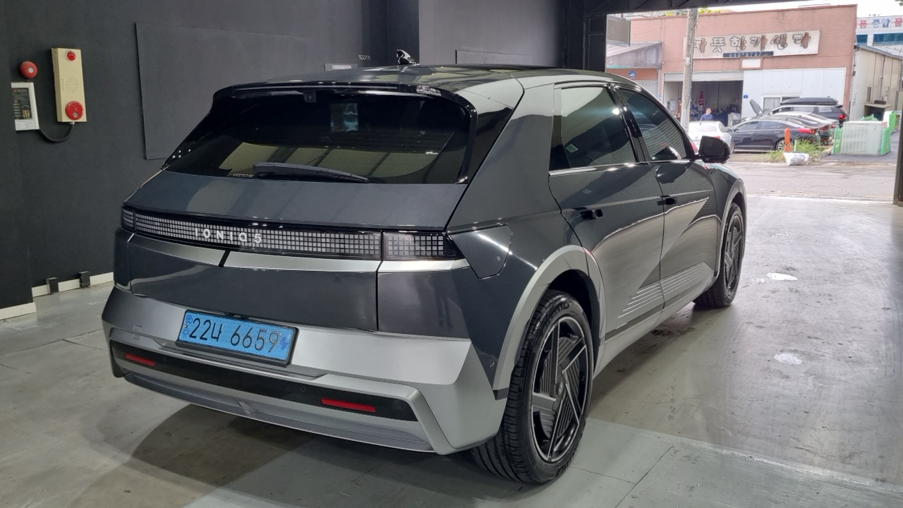 Hyundai Ioniq 5 Long Range Prestige 2025 — фото 2